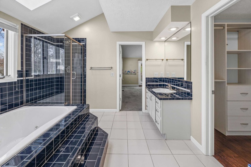 14-web-or-mls-125-durkees-32