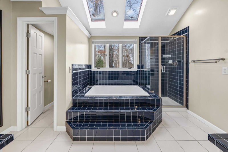 15-web-or-mls-125-durkees-31