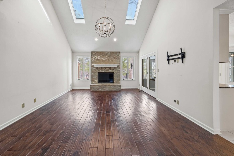 29-web-or-mls-125-durkees-21